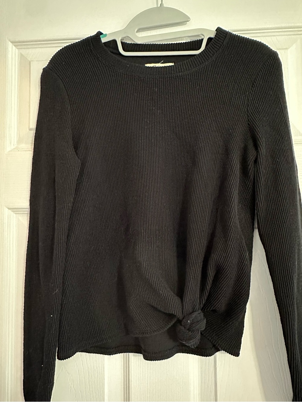 Madewell Black Long-Sleeve Ribbed Knot Front Tee